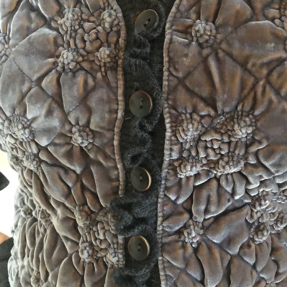Ruffled Cardigan - Picture 3 of 4